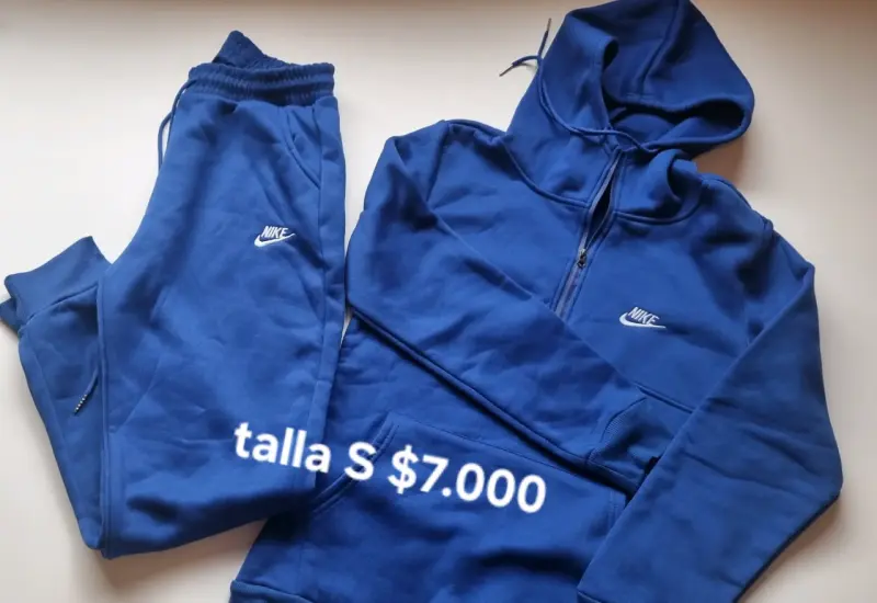 Conjunto deportivo azul  talla S