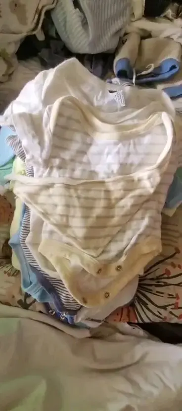 Lote de Bodies de Bebé Rayados y Estampados - 3