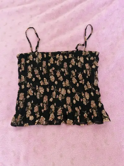Top floral negro American Eagle con tirantes - miniatura 1