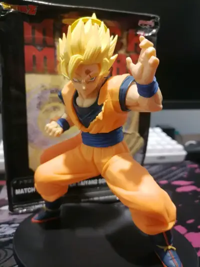 Figura Banpresto Goku Super Saiyajin 2 Dragon Ball - miniatura 4