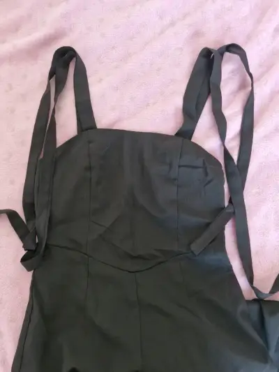 Enterizo negro con tirantes ajustables - miniatura 1