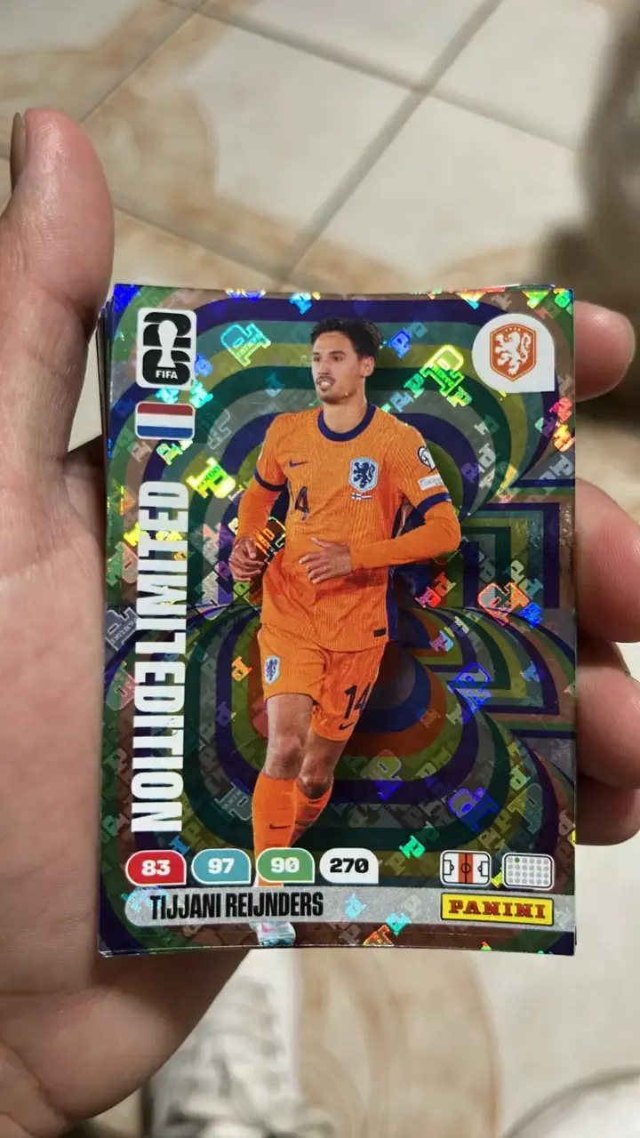 Tarjeta coleccionable Panini edición limitada Tijjani Reijnders