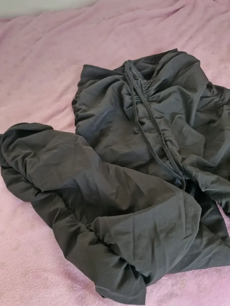 Pantalones negros con cintura fruncida - 3