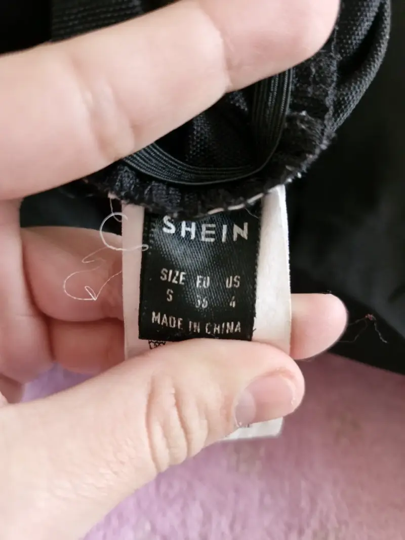 Pantalones negros con cintura fruncida - 5