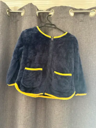 Conjunto polar infantil azul con diseño de pingüino - miniatura 1