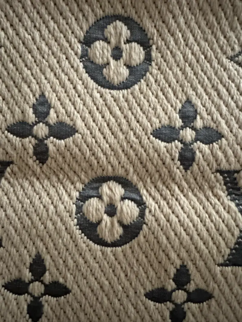 Bufanda Louis Vuitton Logomania - 3