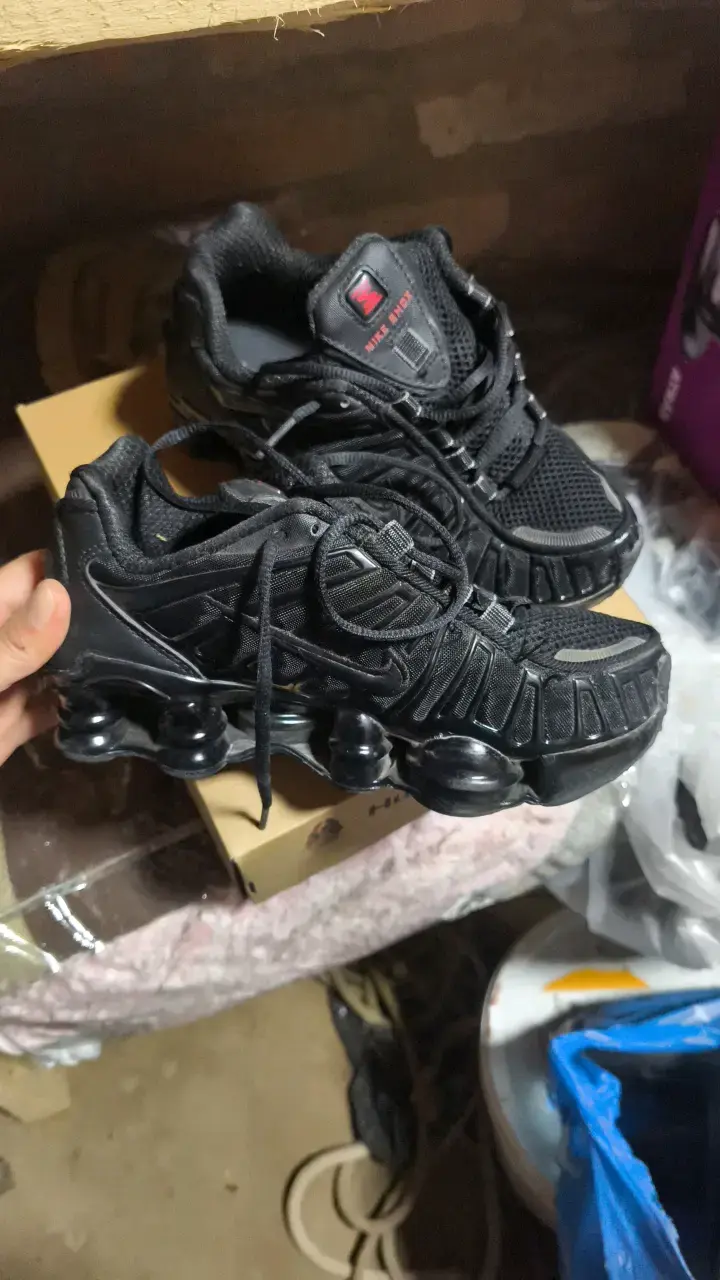Zapatillas deportivas negras Nike Shox - 2