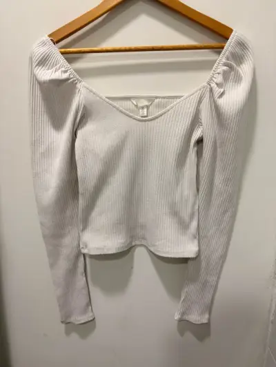 Polera de canalé blanca manga larga - miniatura 1
