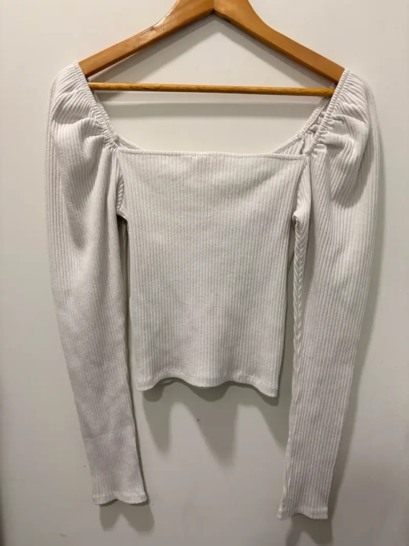 Polera de canalé blanca manga larga - 4