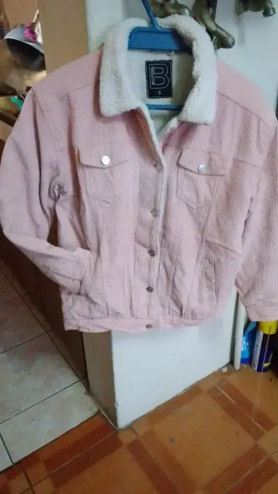 Chaqueta de pana rosada con forro de borrego - miniatura 1