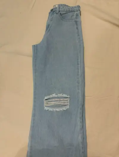 Jeans de mezclilla azul claro Sybilla con diseño desgastado - miniatura 3