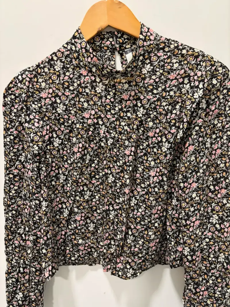 Blusa floral de manga larga para mujer - 2