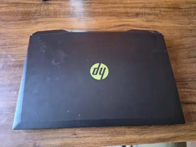 Laptop HP Pavilion Gaming - miniatura 3
