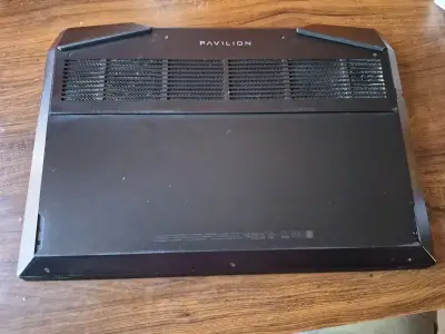 Laptop HP Pavilion Gaming - miniatura 4