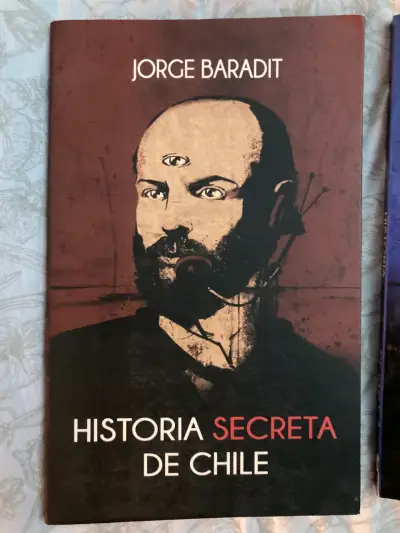 Pack de libros Historia Secreta de Chile 1 y 2 por Jorge Baradit - miniatura 2