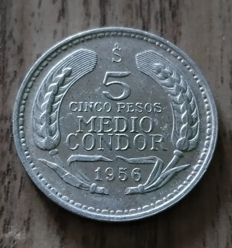 Moneda de 5 Pesos Medio Cóndor 1956