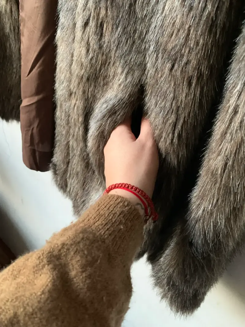 Abrigo piel sintética Jacques Saint Laurent gris - 5