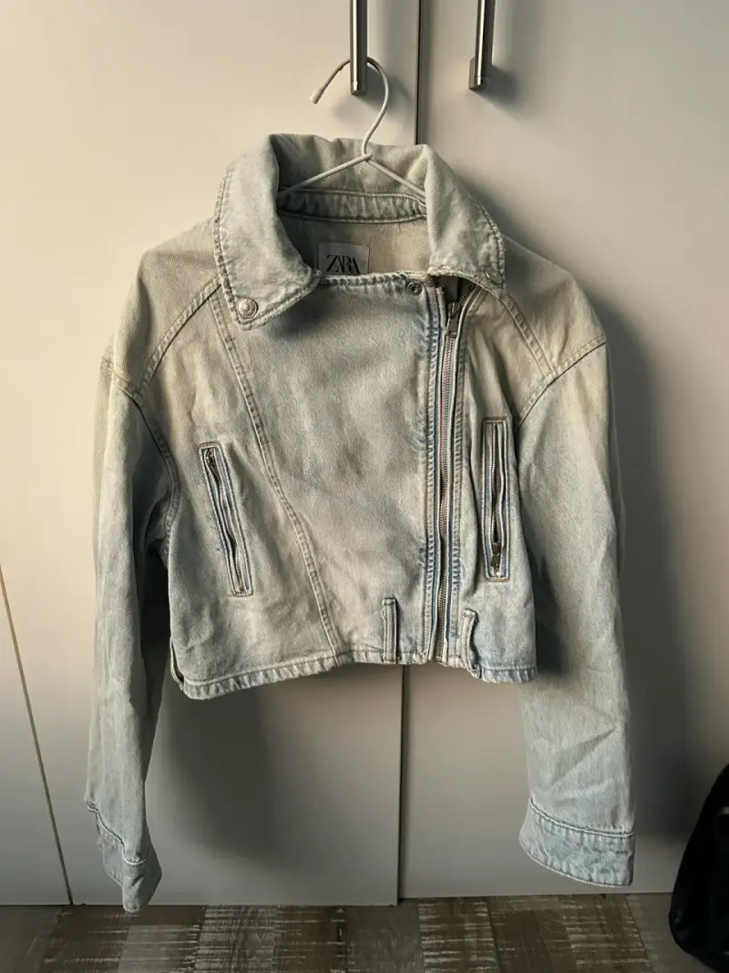 Chaqueta de mezclilla Zara (sin el cinturón)