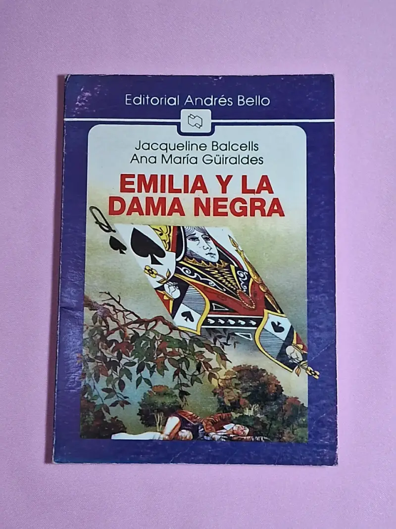 Libro Emilia y la Dama Negra de Jacqueline Balcells