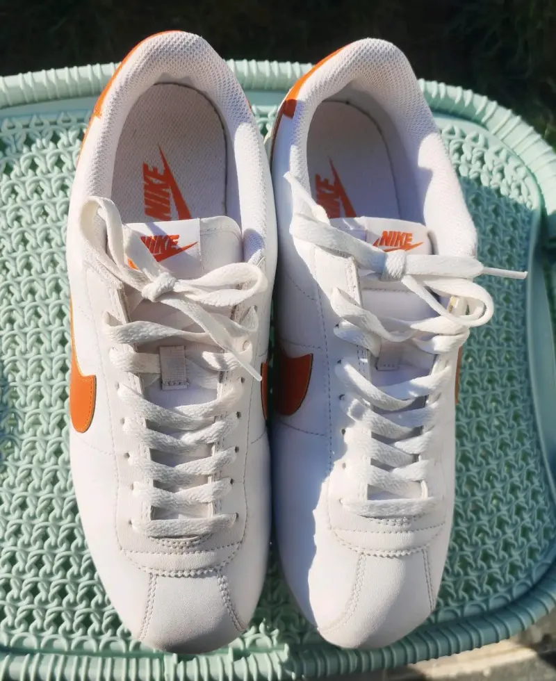 Zapatillas deportivas Nike Cortez blancas/ naranja - 4