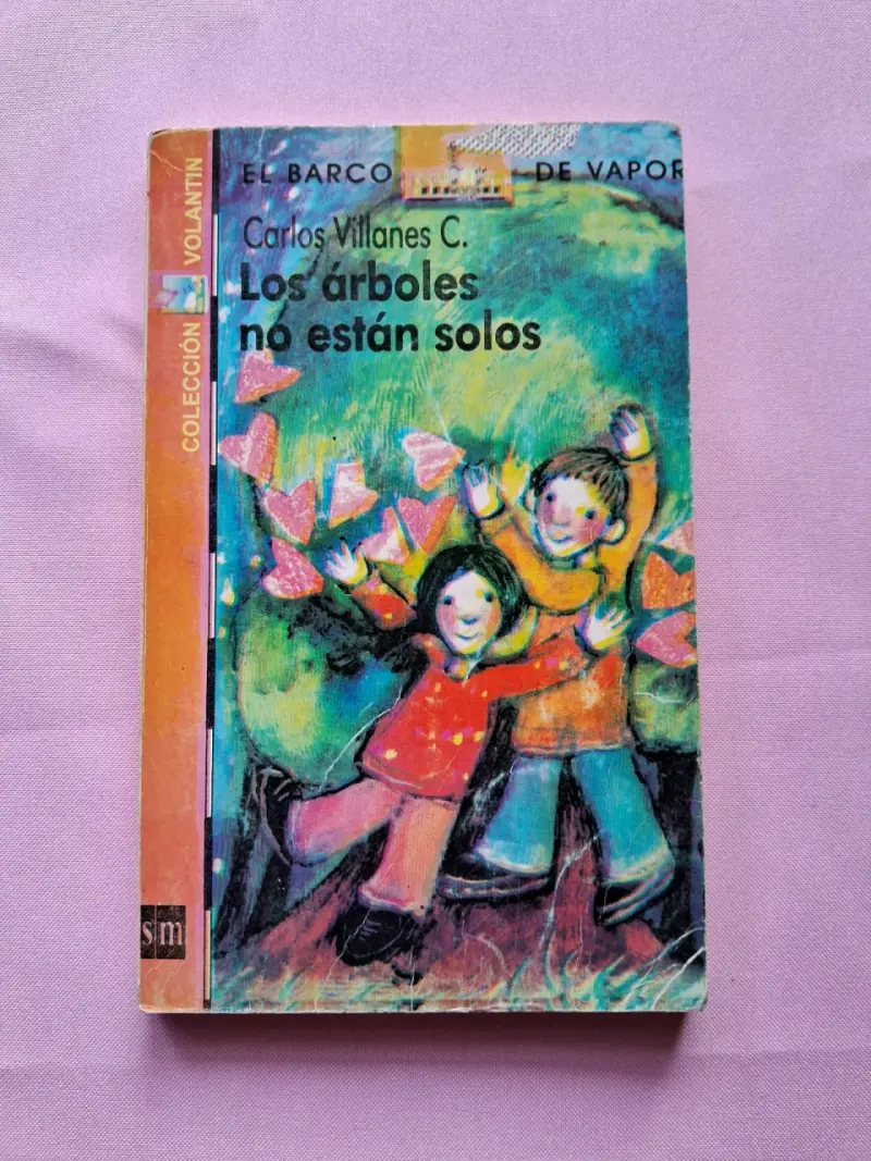 Libro 'Los árboles no están solos' de Carlos Villanes C.