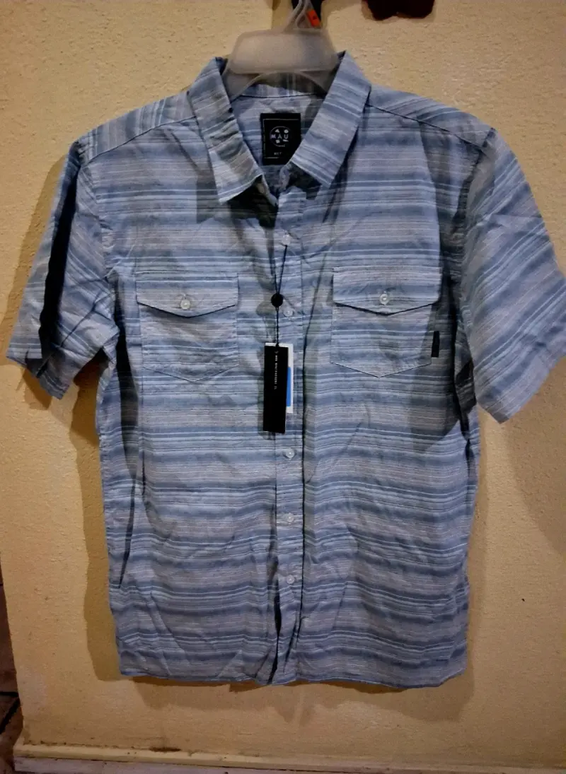 Camisa de hombre a rayas azul Maui