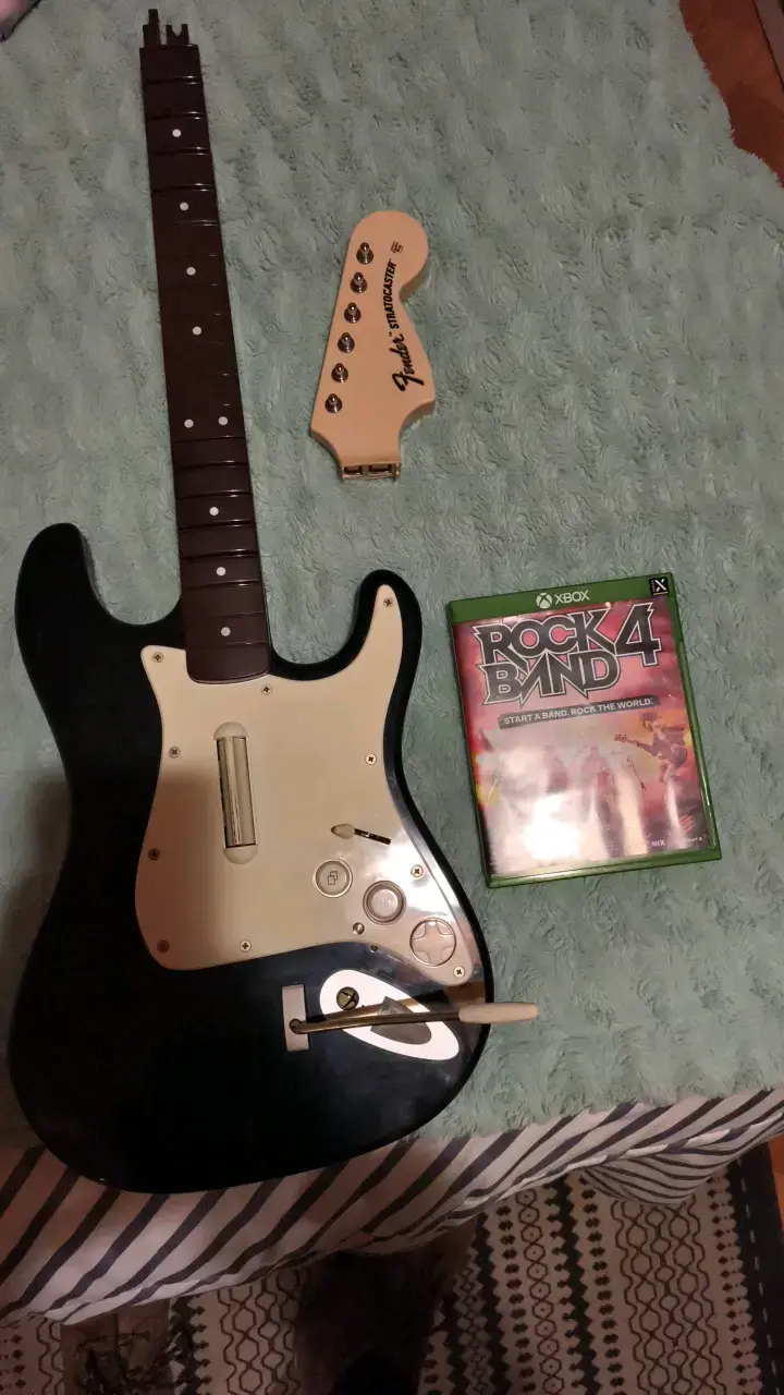 Guitarra Fender Stratocaster para Rock Band 4 Xbox