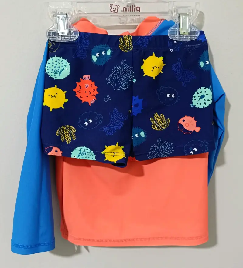 Traje de baño infantil con diseño de pez - 3