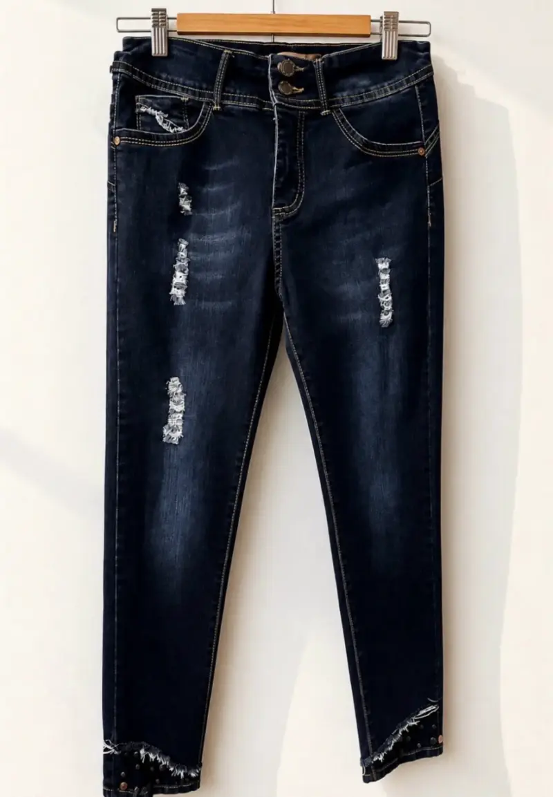 Jeans de mujer con diseño desgastado Efesis