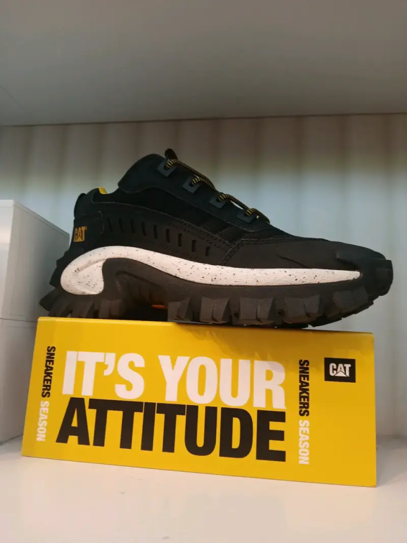 Zapatillas deportivas negras CAT para hombre