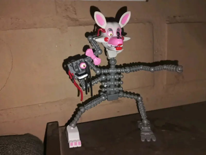 Figura de mangle articulada Fnaf