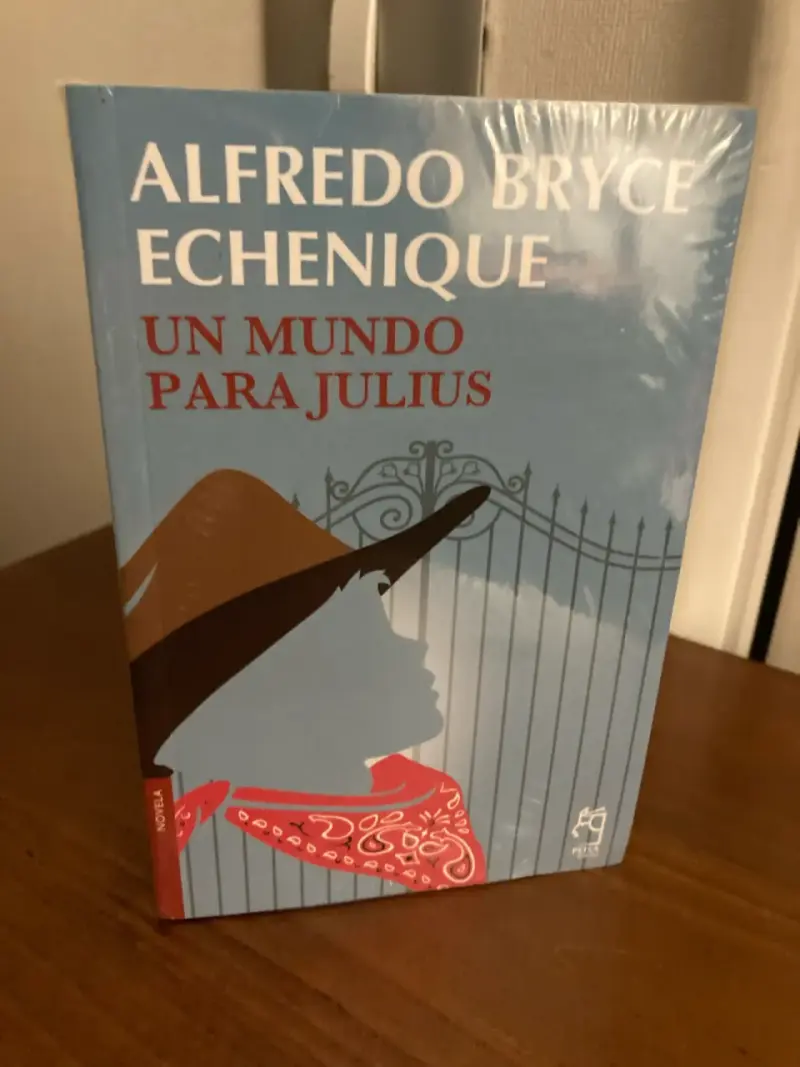 Libro 'Un Mundo Para Julius' de Alfredo Bryce Echenique