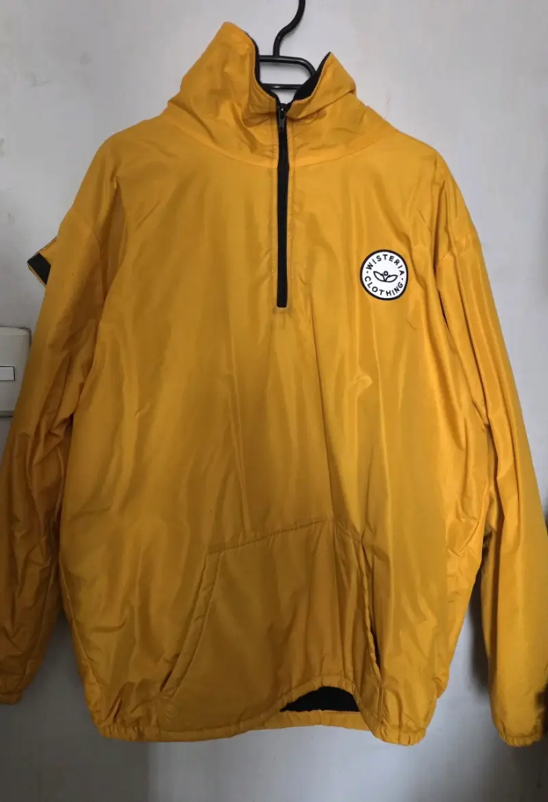 Chaqueta Impermeable Amarilla Unisex Wisteria
