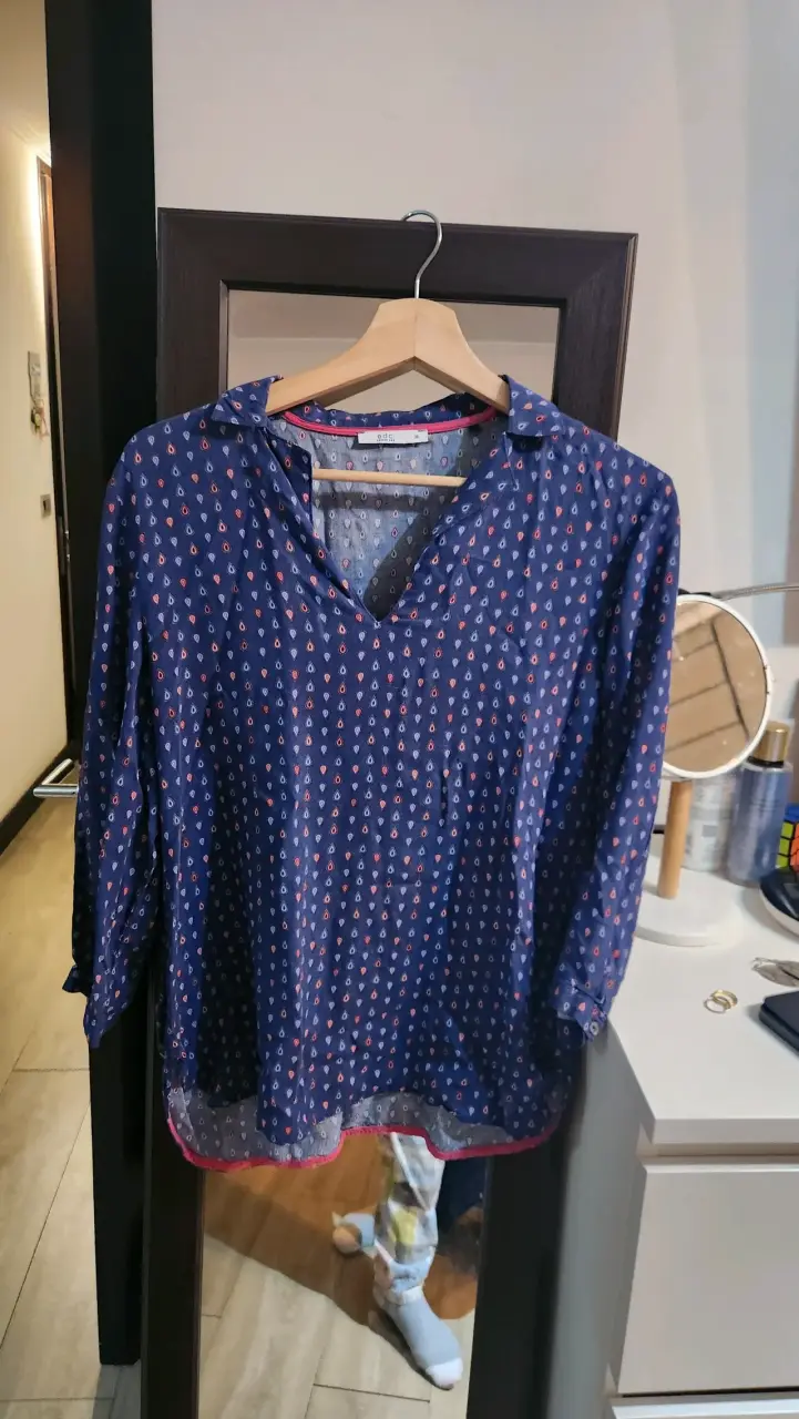 Blusa azul estampada EDC para mujer