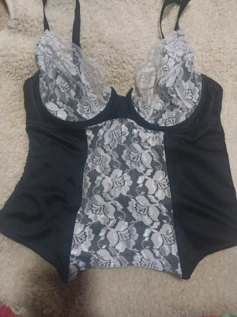 Corset lencero mujer