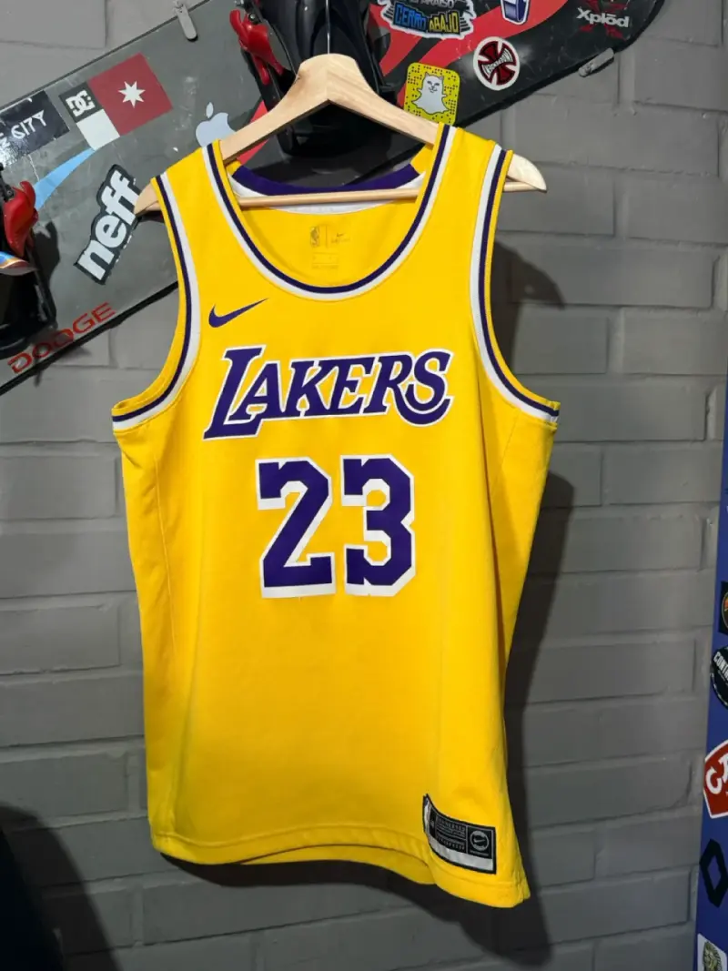 Camiseta NBA Lakers LeBron James talla L