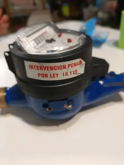 Medidor de agua,  con conexión metálica de 1/2 - miniatura 1