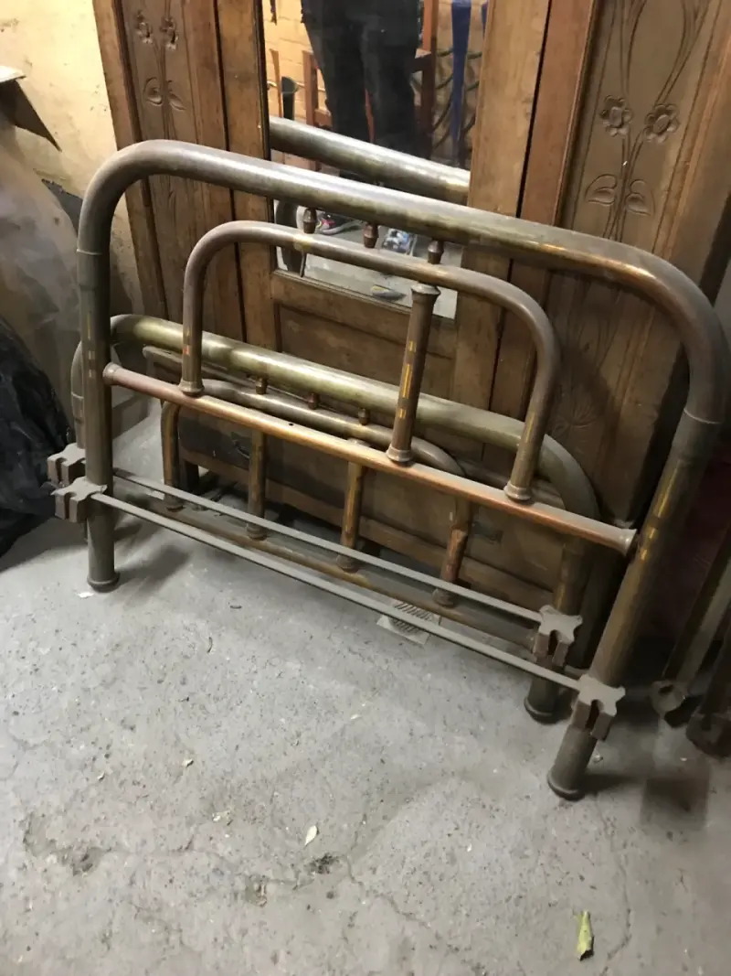 Cabeceras de cama de bronce vintage