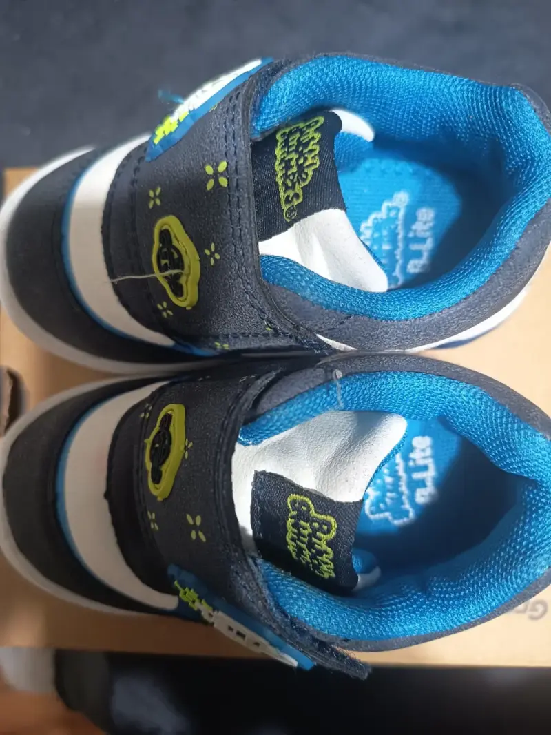 Zapatillas Bubble Gummers con Luces Talla 19 - 4