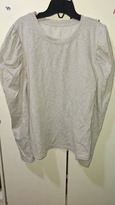 Chaqueta de mezclilla desgastada para mujer - miniatura 2
