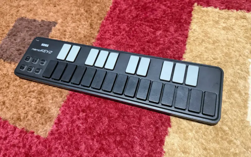 Controlador MIDI Korg NanoKEY2 y NanoPAD2