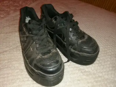 Zapatillas con plataforma negras - miniatura 1