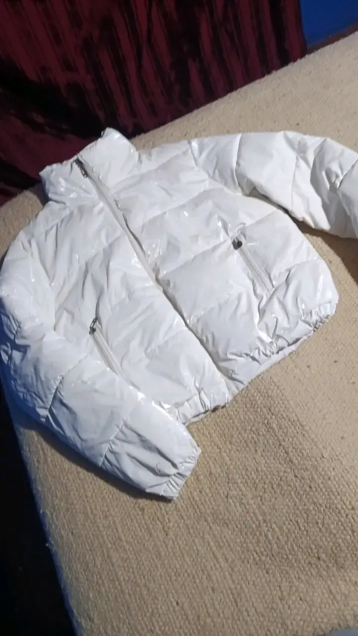 Chaqueta acolchada blanca para mujer