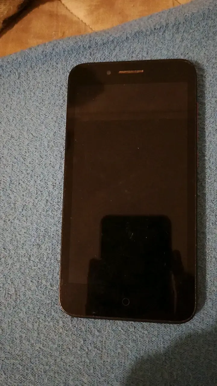 Smartphone Alcatel OneTouch Go - 1