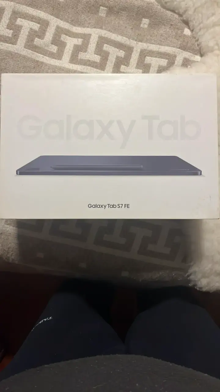 Tablet Samsung Galaxy Tab S7 FE con teclado