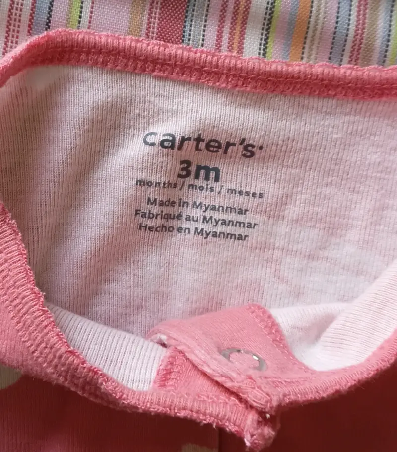 Enterito de bebé rosa con estampado de cisnes - 3