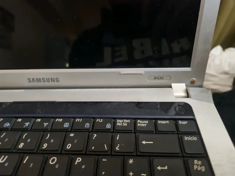 Laptop Samsung R430  reparacion o repuesto - 3