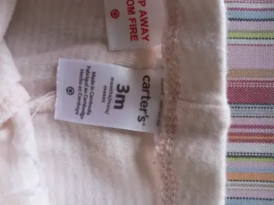 Pantalones cortos de bebé Carter's 3M blancos - miniatura 3