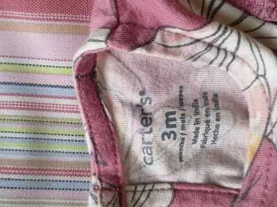 Vestido floral para bebé Carter's 3M - miniatura 3