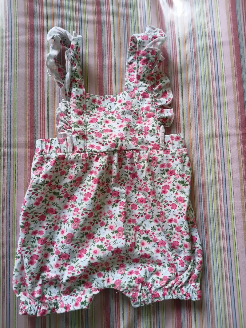 Enterito de bebé floral 3-6 meses